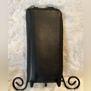 Louis Vuitton Long Black Epi Wallet